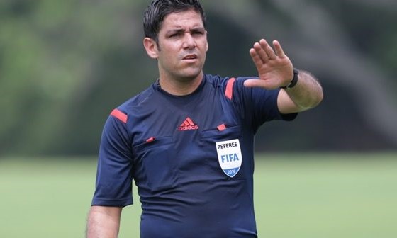 Resultado de imagen para arbitro hugo cruz